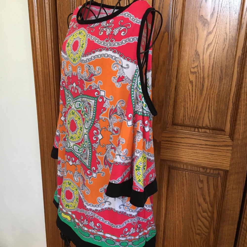 Susan Graver Adorable Print Cold Shoulder Top XS